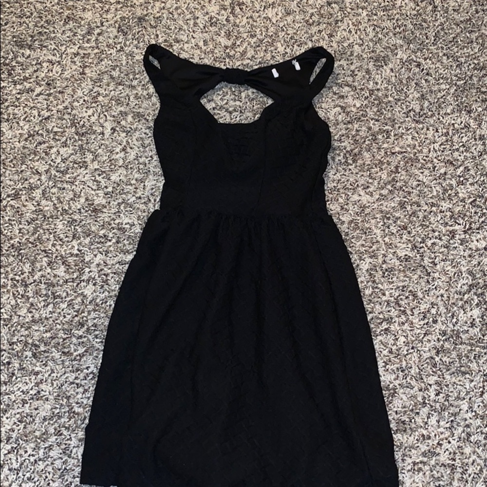 Black/Cut Out Short Dress!